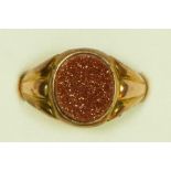 A Vintage 9ct rose gold and goldstone signet ring, Q, 1.9gm