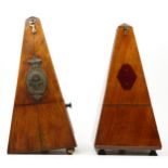 A Victorian metronome, walnut case, brass plaque inscribed with, Metronome De Maelzel, New