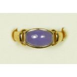 A 9ct gold and lavender jade panel ring, 10 x 7mm, J, 1.9gm