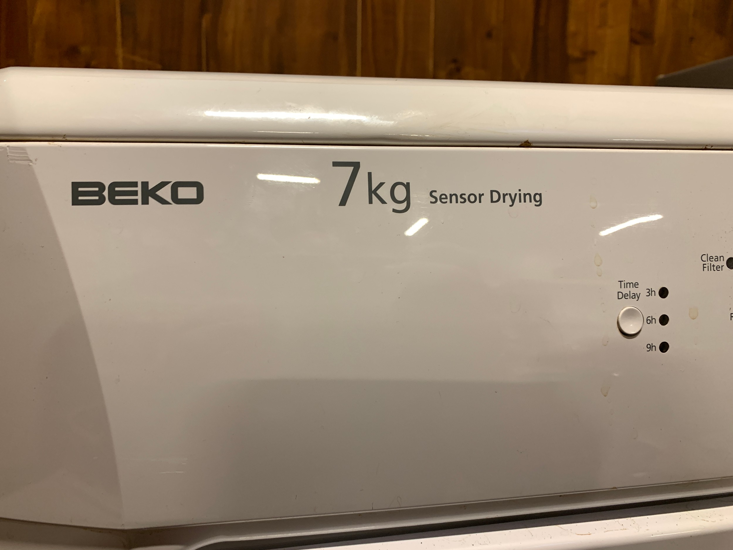 A Beko tumble dryer, 7kg, sensor drying, model DRVS 73W. H83cm, W60cm, D51cm. - Image 2 of 3