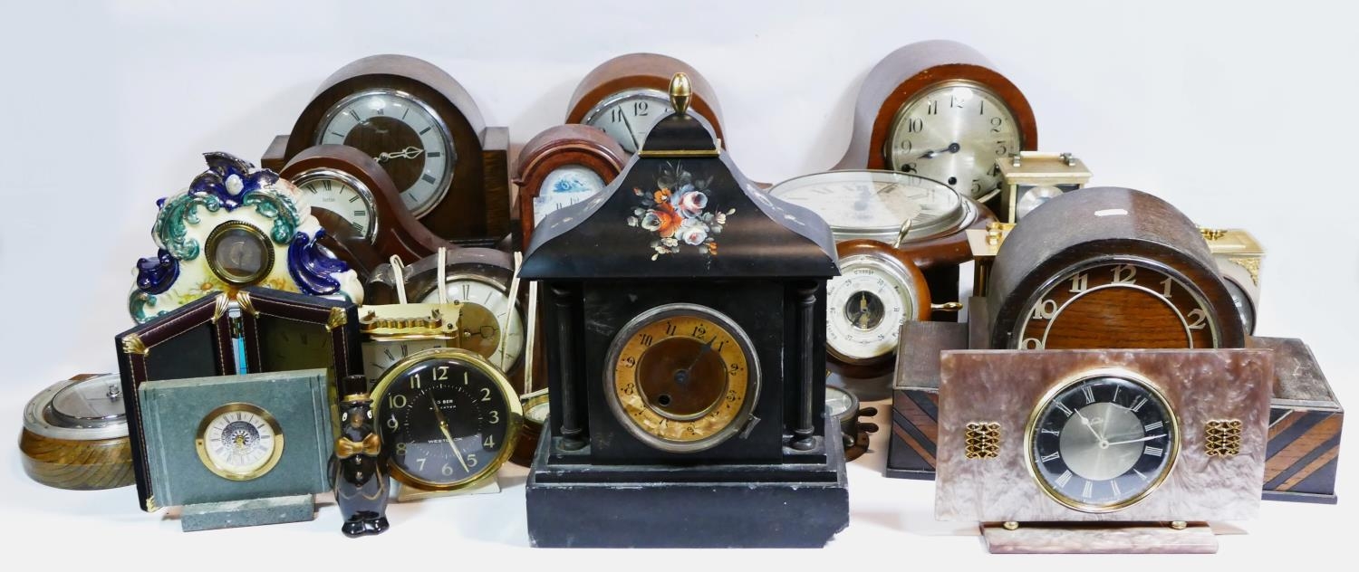 Four boxes of mid 20th century and later mantle clocks, to include manual and quartz movements. (4) - Image 2 of 2