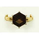 A 9ct gold and hexagonal cut smokey quartz ring, 10mm, N, 2.8gm