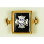 Independent Order of Odd Fellows interest; an American 10K gold, black onyx and enamel signet