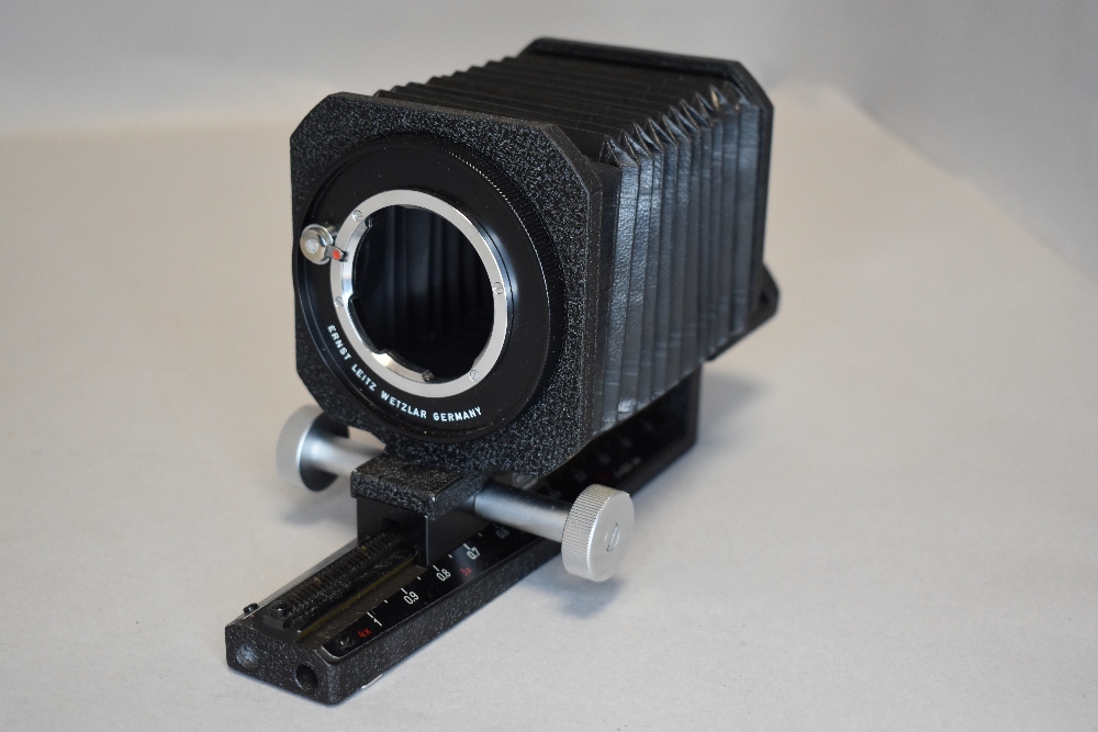 A Leica Visoflex I focusing bellows - Image 2 of 2
