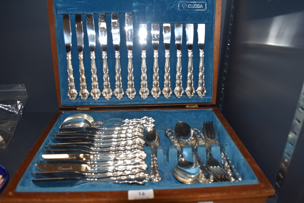 A canteen of cased cutlery by Oneida Community