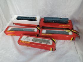 Five Hornby 00 gauge Diesel Locomotives, BR Class 25 R068, BR Class 47 R075, Hymek R074, Inter