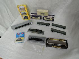 A collection of N gauge including a Graham Farish 0-6-0 Fowler Loco & Tender 44018, boxed 372-050,