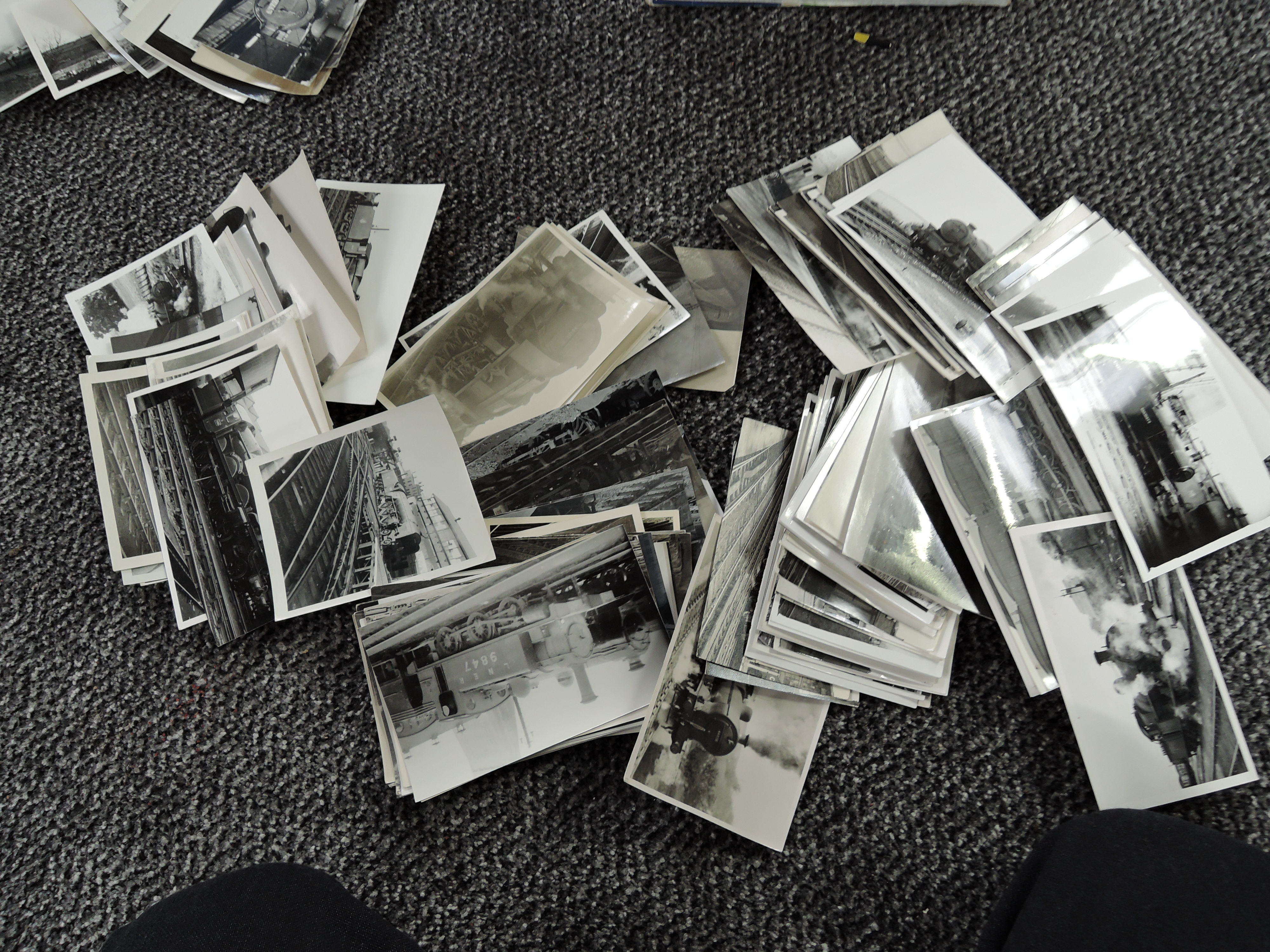 A box containing hundreds of postcard sized Railway Related Photographs, all regions, all periods, - Image 4 of 5