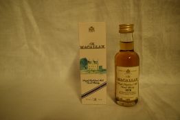 A 1976 Macallan Single Highland Malt Scotch Whisky Miniature, bottled in 1994, 43% 5cl in card box