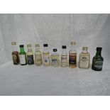 Ten Single Malt Whisky Miniatures, Glen Goyne 43% vol Italian Export, Glenlivet French Oak 12 year