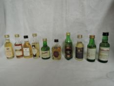 Ten Single Malt Whisky Distillery Bottling Miniatures, Glendronach 12 year old 43% vol, Dalmore 12