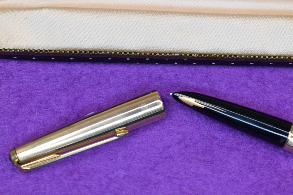 A Parker 61 fountain pen in rolled gold with engine turned decal. In original Parker 61 box. - Image 2 of 2