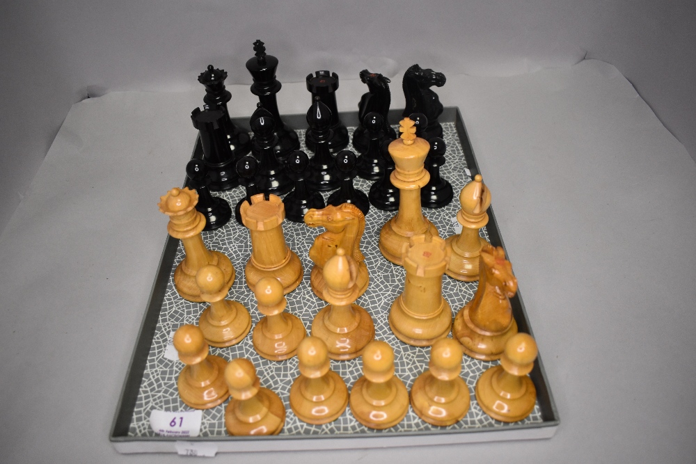 A good quality reproduction Jaques staunton chess set