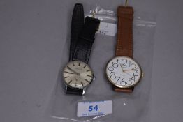 Two gentlemans wrist watches including Everite and Sekonda