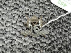 A WW1 Military Cap Badge, The Queen's Lancers 16
