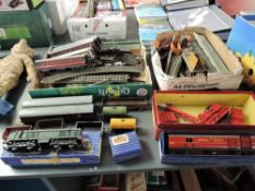 A collection of Hornby Dublo 00 gauge and three rail including L30 1000 BHP Bo-Bo Diesel Electric