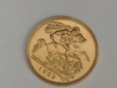 A United Kingdom Queen Elizabeth II 1982 Gold Half Sovereign