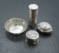 Four pieces of HM silver including a small trinket dishes, two lidded trinket boxes and a