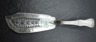 A George III silver fish slice, Queens pattern with shaped and pierced blade, marks for London 1810,