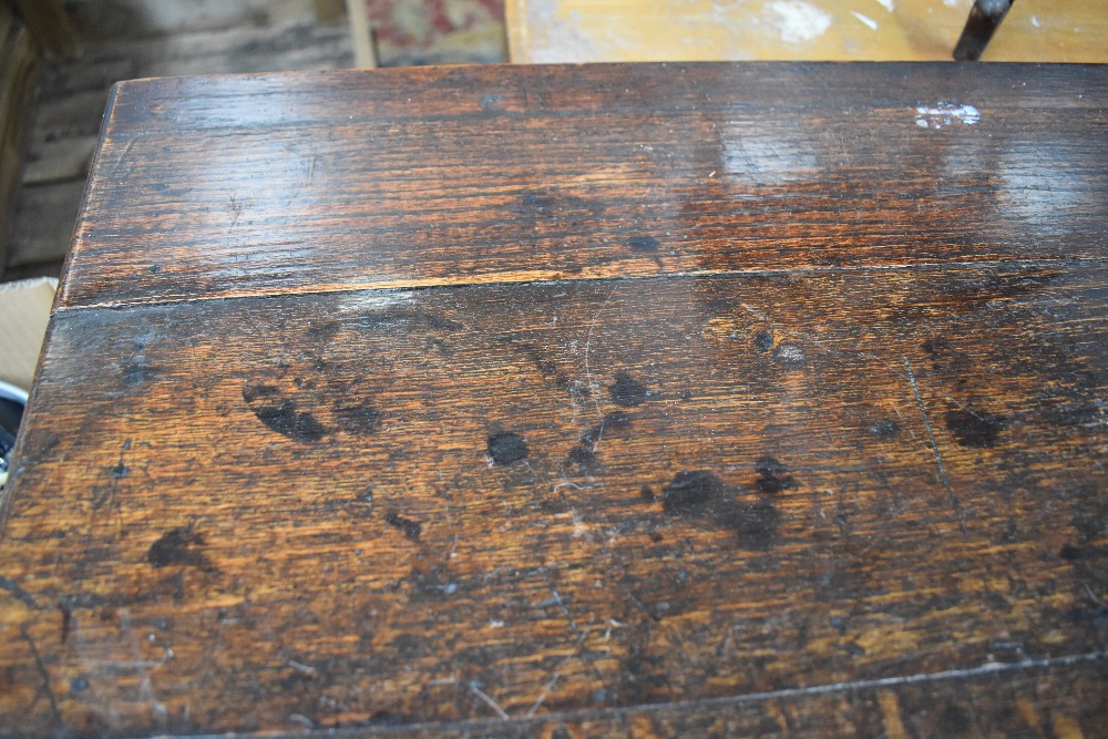A period oak sideboard/dresser base - Image 3 of 10