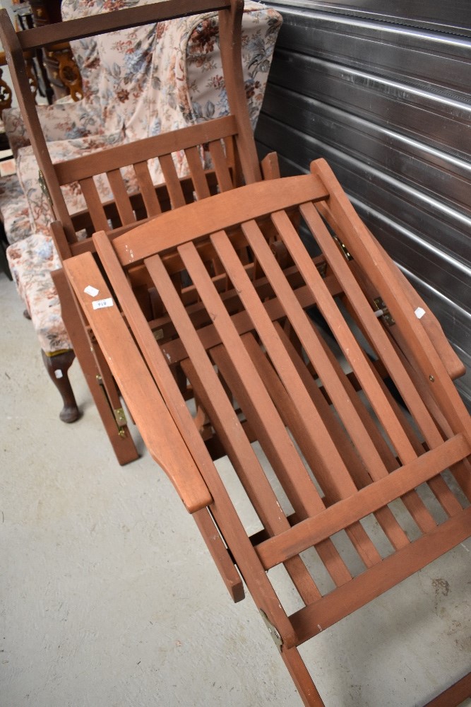 A pair of teak steamer style sun loungers - Image 2 of 2