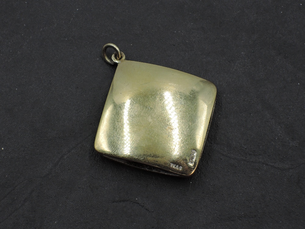 A silver gilt pendant of Free Mason interest, approx 10.9g - Image 2 of 2