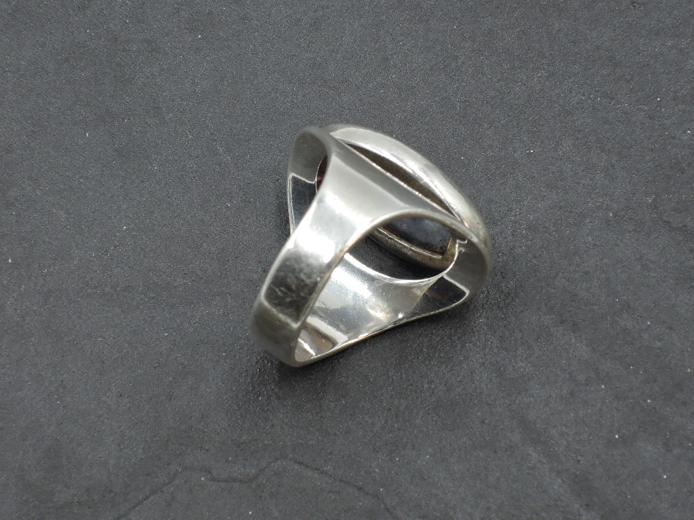 A large silver Artisan style silver ring having a Blue John panel in collared mount to open loop, - Image 2 of 2