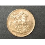 A Edward VII 1910 Gold Sovereign, Royal Mint