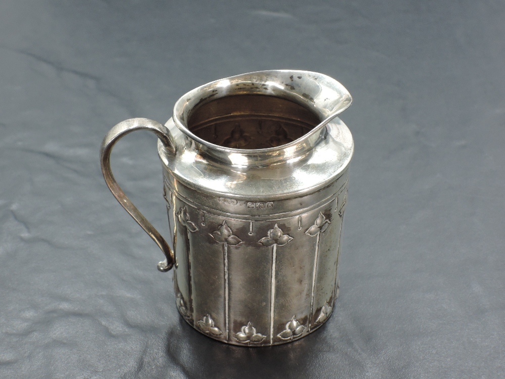 An Edwardian silver cream jug, of shouldered cylindrical form with short rim and spout, the body - Image 3 of 3
