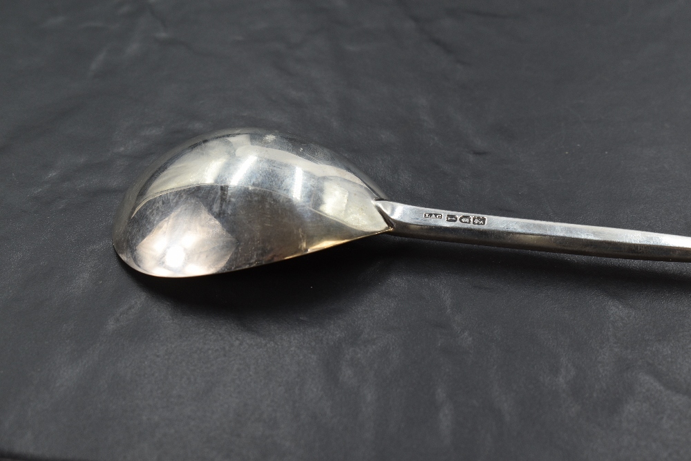 An Edwardian silver reproduction of The Saint Nicholas apostle spoon, the stem engraved 'Synt - Image 3 of 4