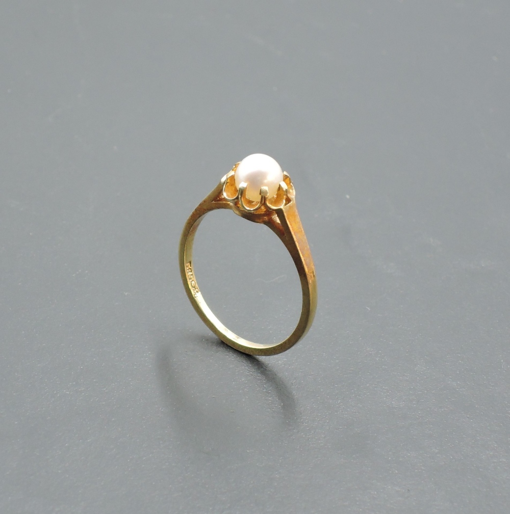 A cultured pearl solitaire ring in a frilled mount on a yellow metal loop stamped 585, size M & - Image 3 of 5