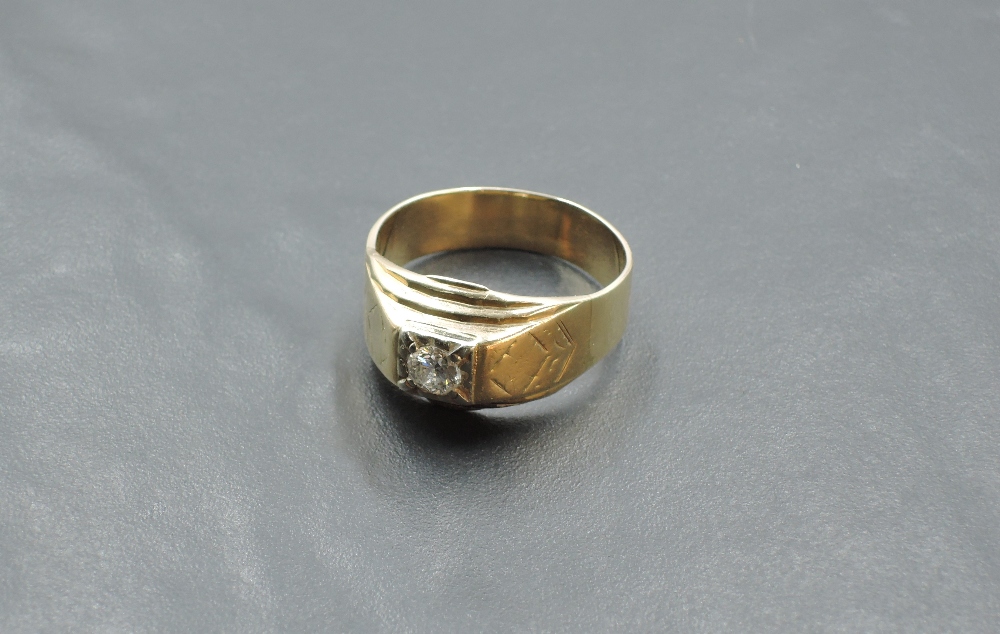 A gent's diamond solitaire yellow metal signet ring, approx 0.5ct in a square bead set raised - Image 2 of 3