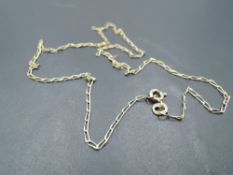 A 9ct gold fine paper link chain, approx 15' & 1.4g