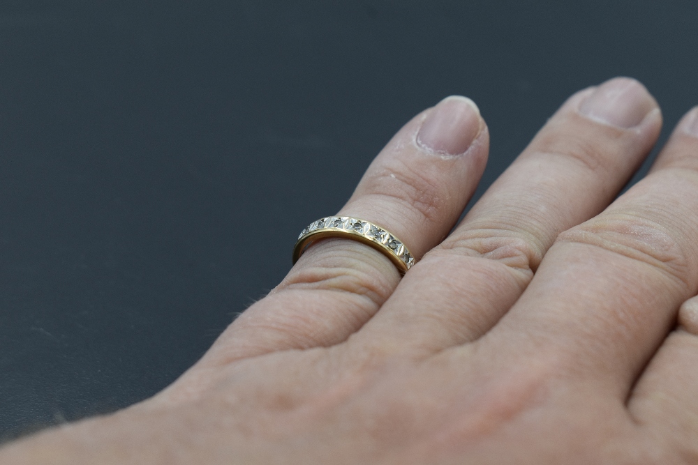A 9ct gold full eternity ring having diamond chip decoration, size N & approx 2.8g - Image 3 of 3