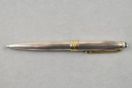 A Montblanc ballpoint pen. A Montblanc Meisterstuck Solitaire ballpoint pen, Stamped 925 with reeded