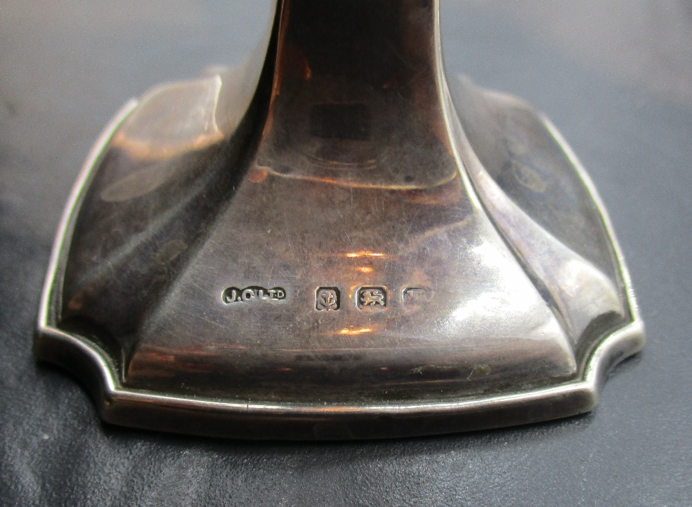 A 1920's silver spill vase, of tapering square section form with shaped and pierced rim, the base - Bild 2 aus 2