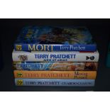 Literature. Terry Pratchett. Discworld Novels - a selection of early titles in the series, published