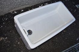A traditional Belfast sink, maker Royal Doulton, approx 91 x 47cm