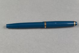 A De La Rue Onoto K3 cartridge fountain pen in green with single broad band to cap having Onoto 3