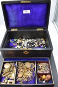 A vintage jewellery box containing a selection of rolled gold and other jewellery including mosaic