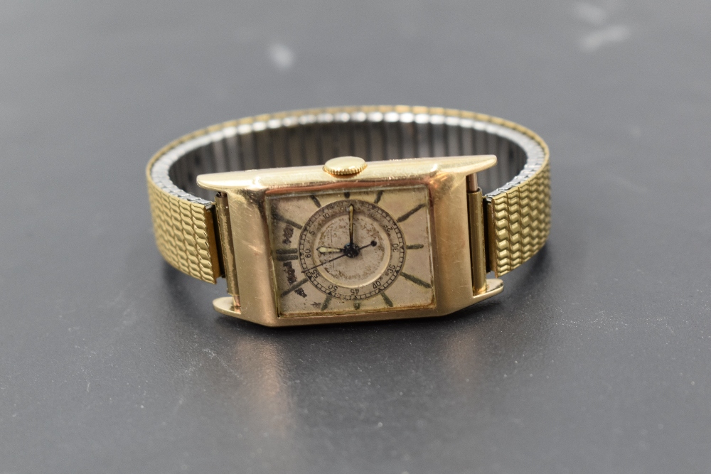 A gent's vintage 9ct gold wrist watch by Jaeger Le Coultre, movement no: 68159 having baton