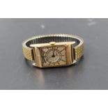 A gent's vintage 9ct gold wrist watch by Jaeger Le Coultre, movement no: 68159 having baton