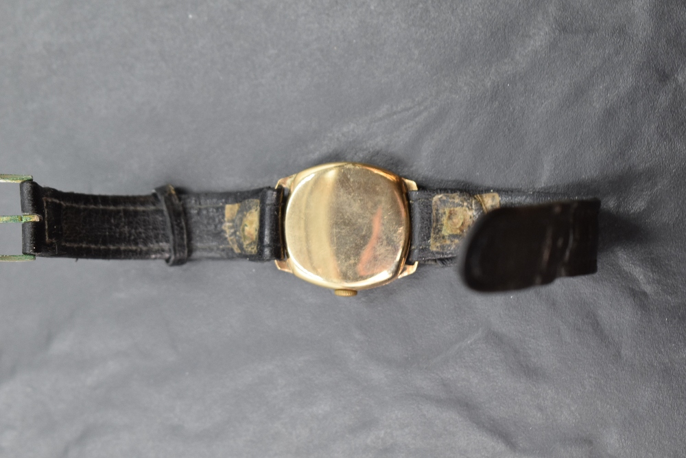 A gent's vintage 9ct gold Leda wrist watch having Arabic numeral dial with subsidiary seconds in - Image 3 of 3