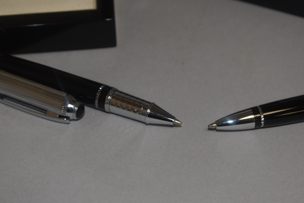 A modern Orient Express ball point pen set in black with chrome caps and original box. - Image 2 of 2