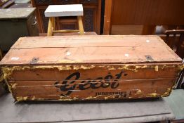 A vintage Geest crate