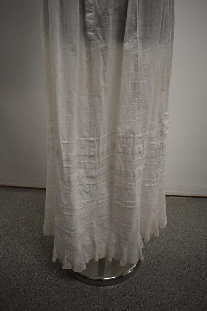 A beautifully detailed Victorian/ Edwardian full length petticoat with lace throughout, blue - Image 2 of 9