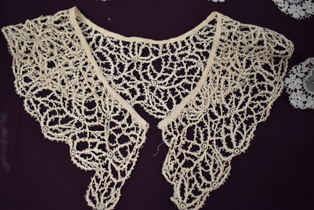 A selection of intricate antique and vintage lace collars and panels. - Image 2 of 7