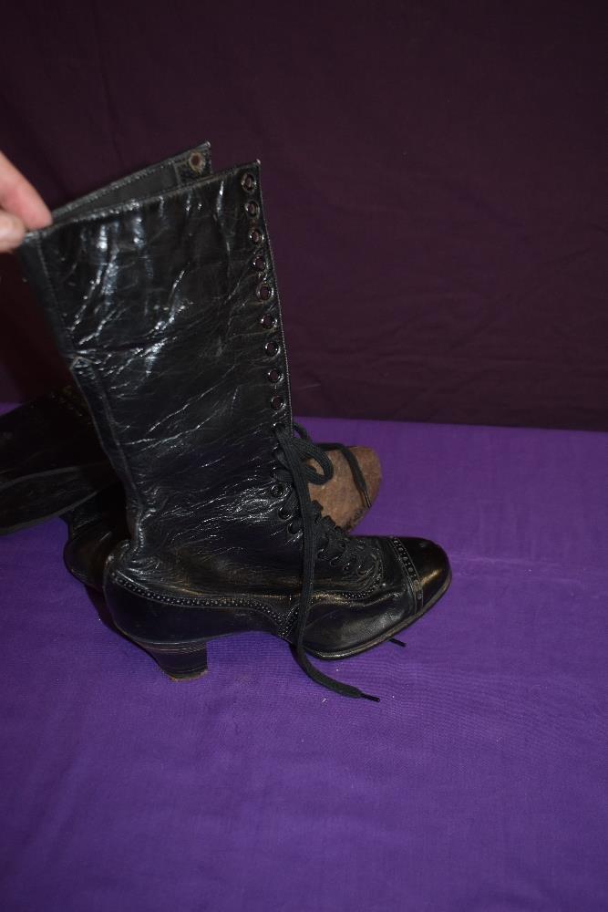 A pair of black late 19th/ early 20th century lace up boots having stack heel. - Image 5 of 6