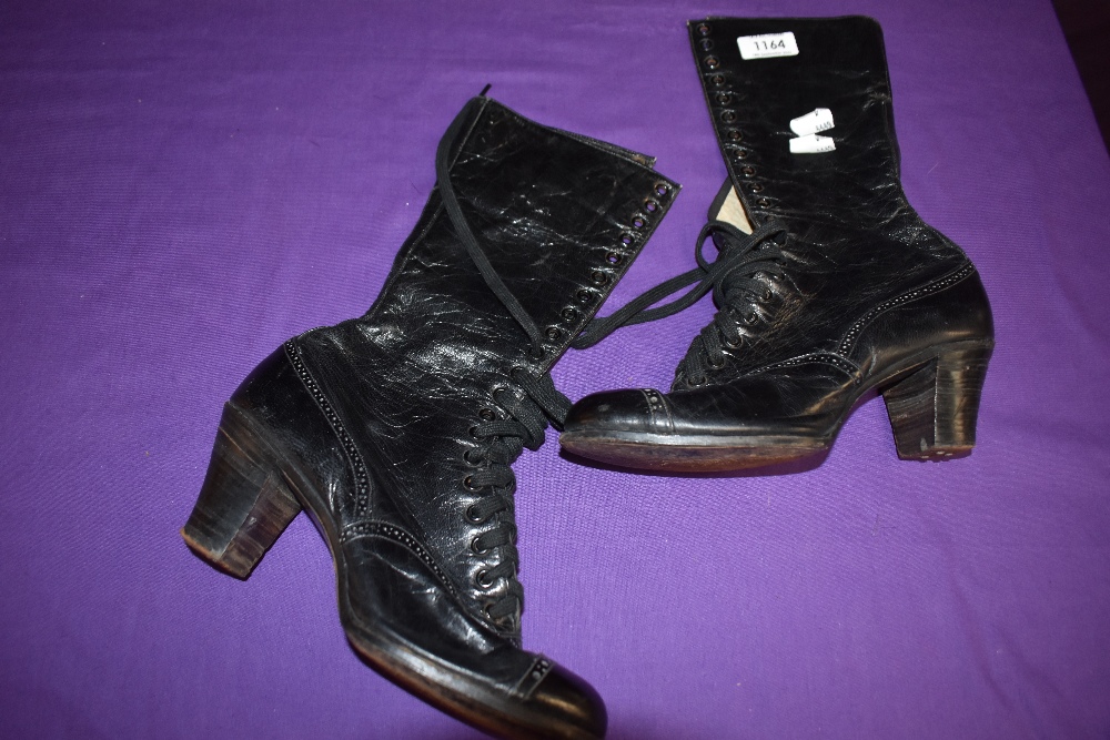 A pair of black late 19th/ early 20th century lace up boots having stack heel. - Image 2 of 6