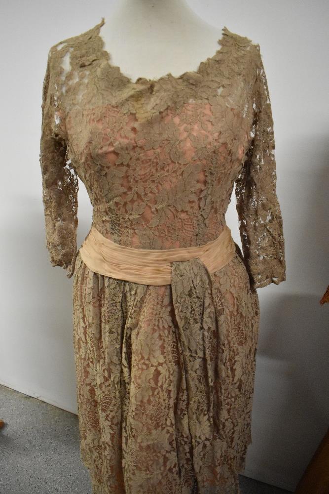 A 1950s Elizebeth Henry, London, lace evening dress with scoop neckline and three quarter sleeves - Image 3 of 4